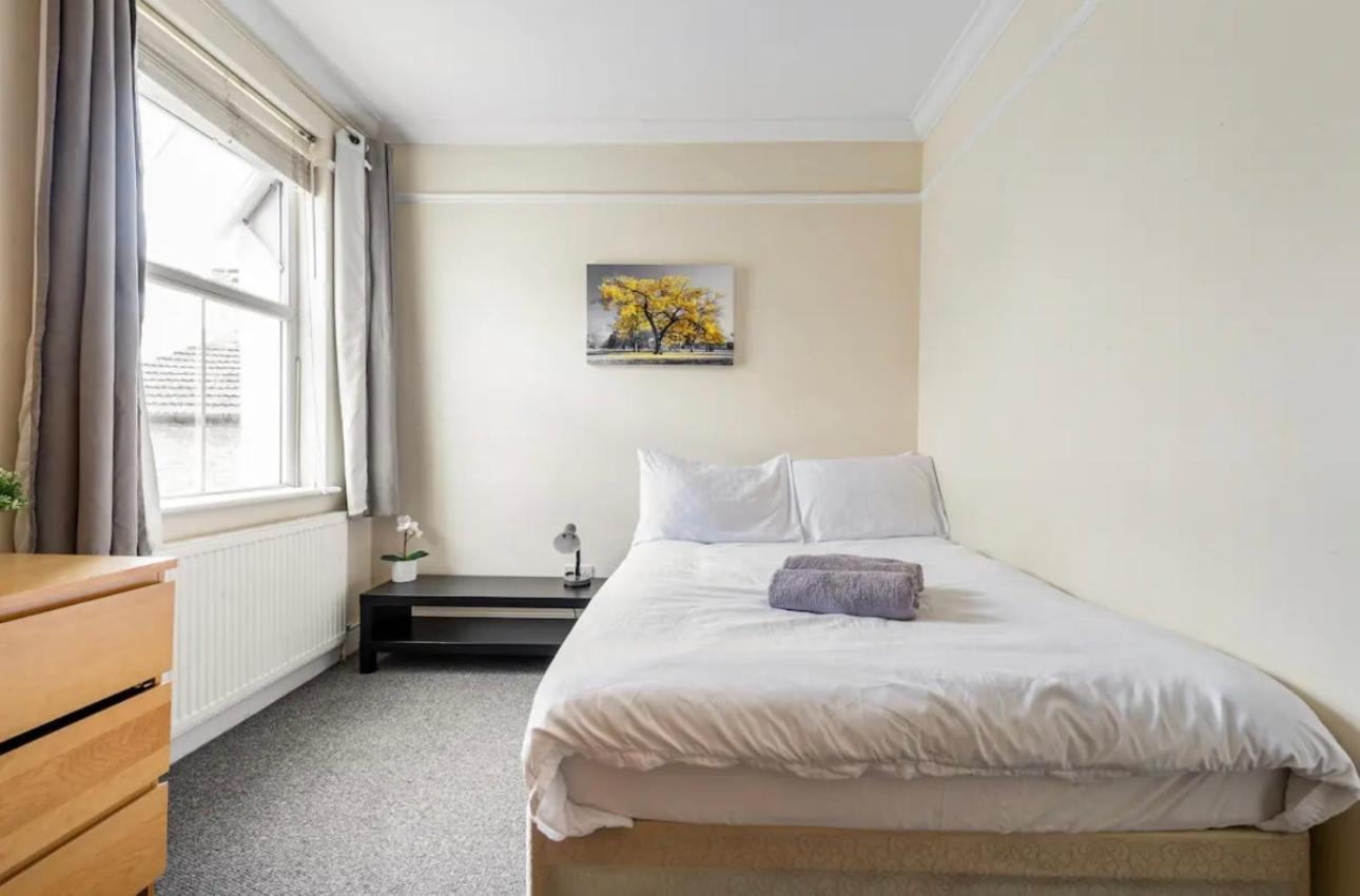 Lovely 3-Bed 20 Minutes To Central Лондон Экстерьер фото